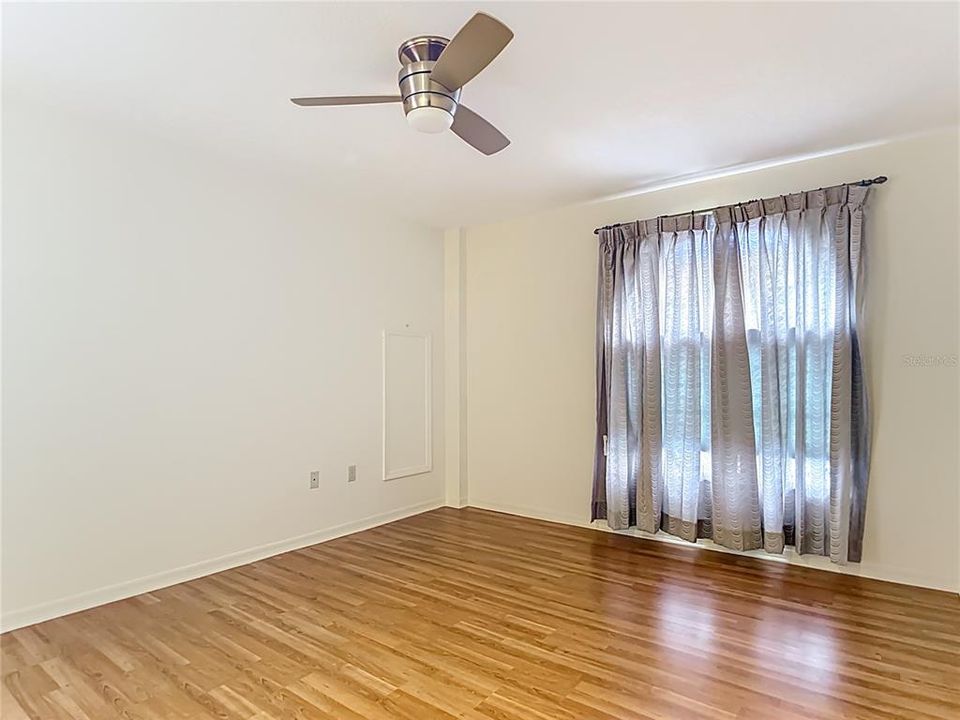 待售: $1,600,000 (4 贝兹, 3 浴室, 3794 平方英尺)