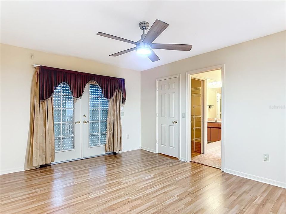 待售: $1,600,000 (4 贝兹, 3 浴室, 3794 平方英尺)