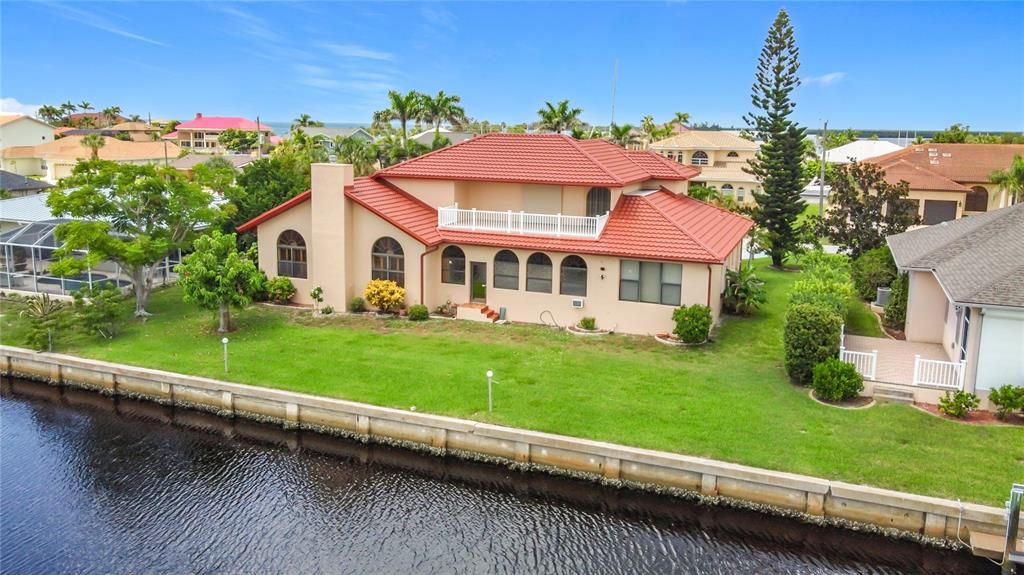 待售: $1,600,000 (4 贝兹, 3 浴室, 3794 平方英尺)