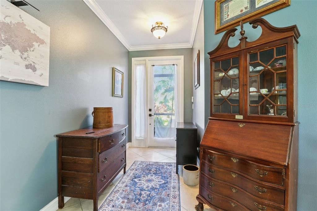 For Sale: $279,900 (2 beds, 2 baths, 1496 Square Feet)