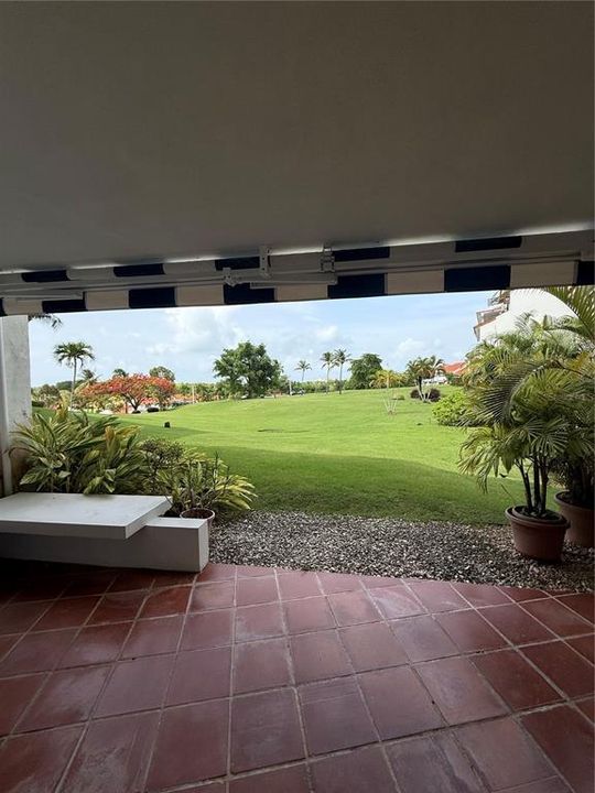 For Sale: $600,000 (2 beds, 2 baths, 2084 Square Feet)