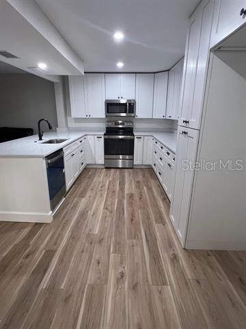 待售: $845,000 (3 贝兹, 0 浴室, 2744 平方英尺)