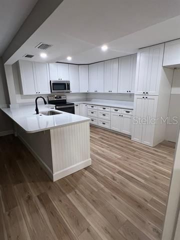 待售: $845,000 (3 贝兹, 0 浴室, 2744 平方英尺)