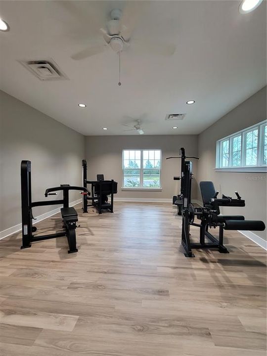 For Sale: $310,000 (4 beds, 2 baths, 1490 Square Feet)