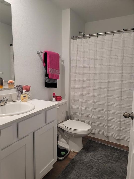 For Sale: $310,000 (4 beds, 2 baths, 1490 Square Feet)