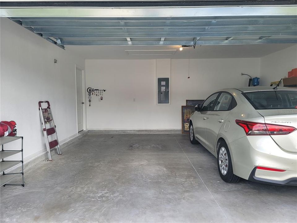 For Sale: $310,000 (4 beds, 2 baths, 1490 Square Feet)