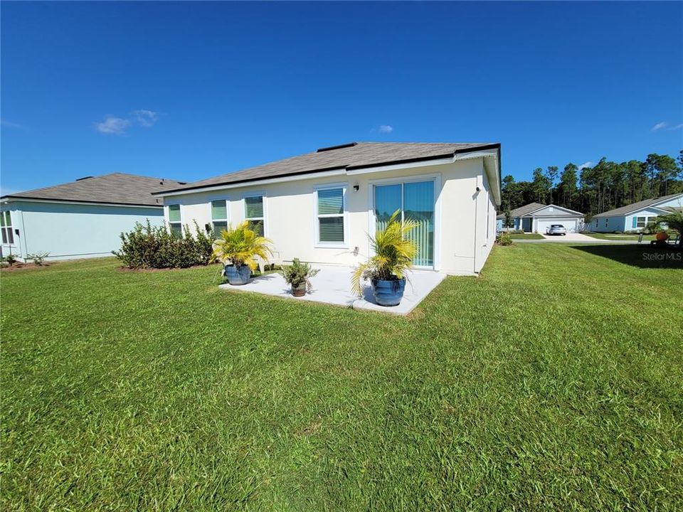 For Sale: $310,000 (4 beds, 2 baths, 1490 Square Feet)