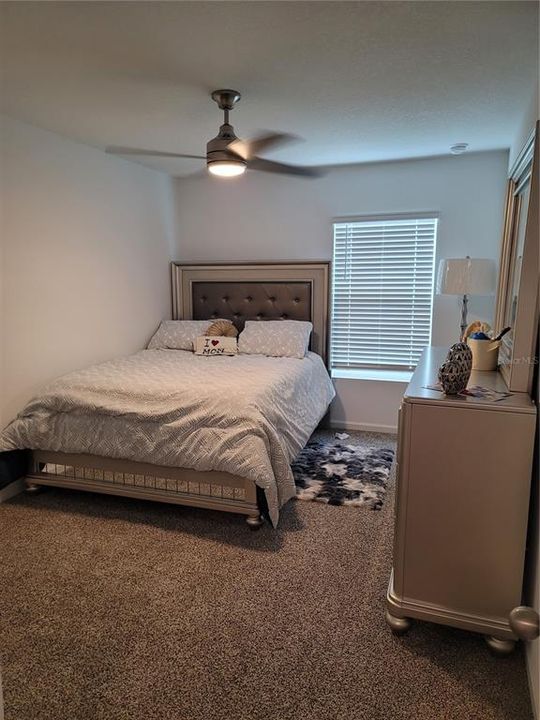 For Sale: $310,000 (4 beds, 2 baths, 1490 Square Feet)