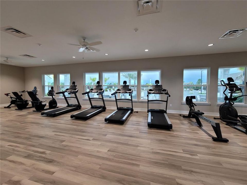 For Sale: $310,000 (4 beds, 2 baths, 1490 Square Feet)