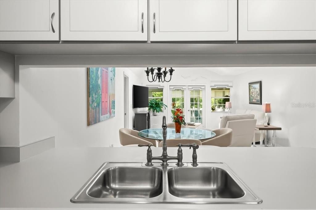 En Venta: $244,900 (2 camas, 2 baños, 1295 Pies cuadrados)