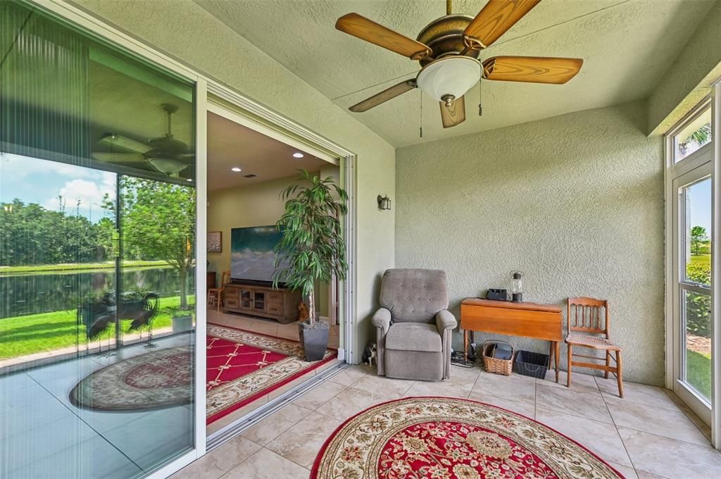 For Sale: $324,900 (2 beds, 2 baths, 1747 Square Feet)