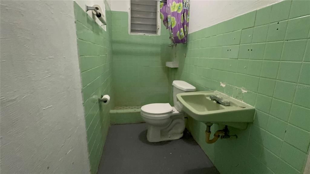 На продажу: $100,000 (0 спален, 0 ванн, 0 Квадратных фут)