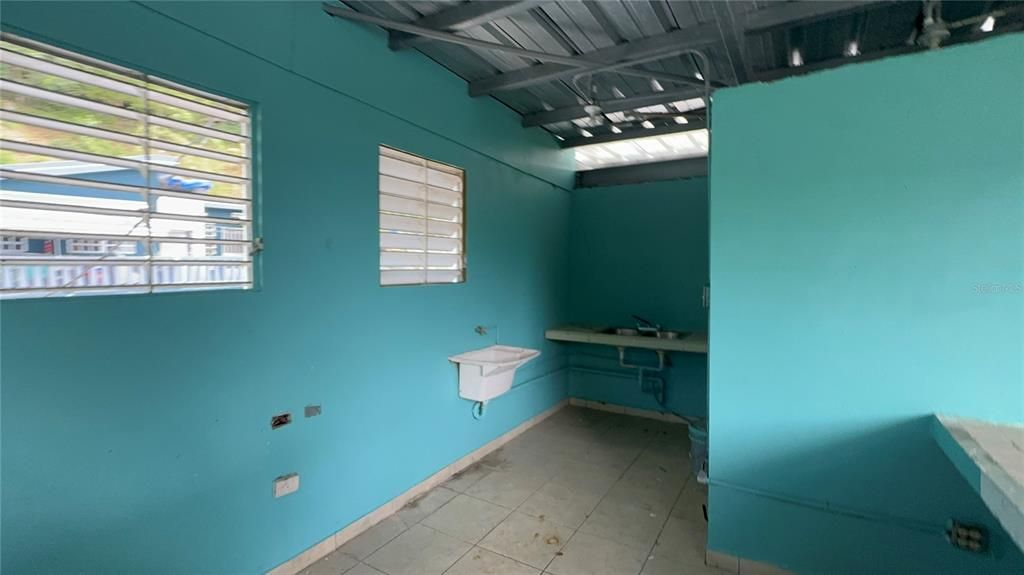 На продажу: $100,000 (0 спален, 0 ванн, 0 Квадратных фут)