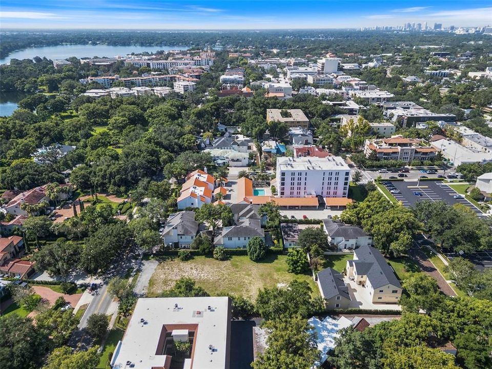 En Venta: $4,999,000 (0.48 acres)