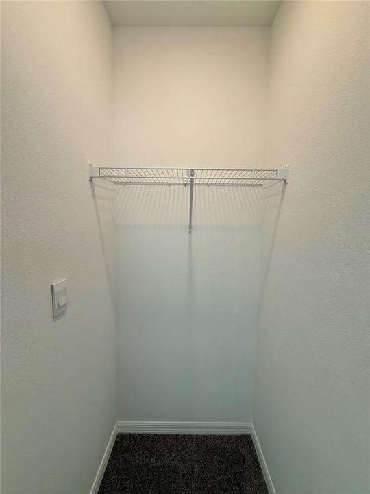 For Rent: $1,988 (3 beds, 2 baths, 1673 Square Feet)