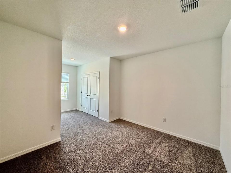 For Rent: $1,988 (3 beds, 2 baths, 1673 Square Feet)