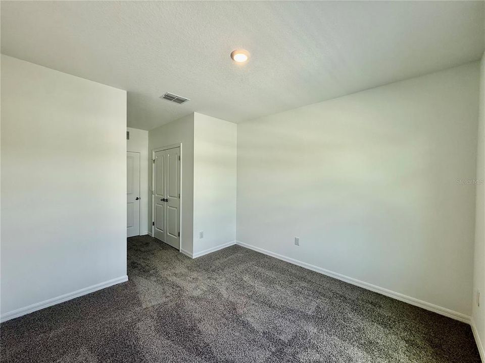 For Rent: $1,988 (3 beds, 2 baths, 1673 Square Feet)