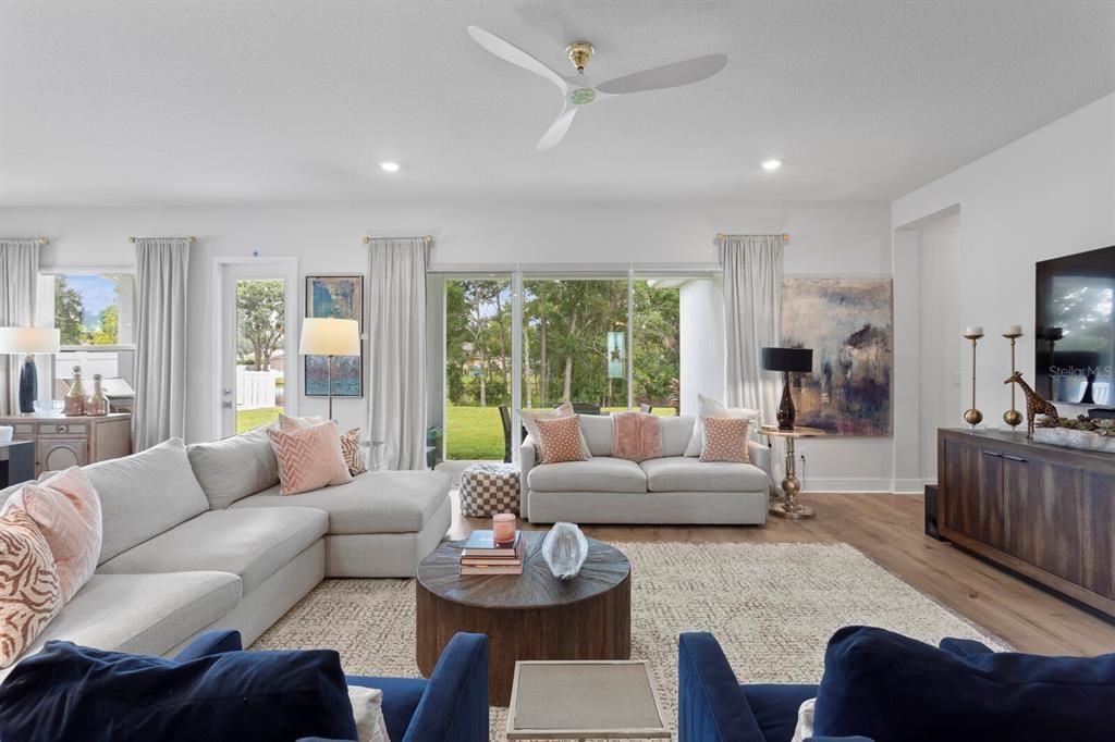 Active With Contract: $999,999 (4 beds, 3 baths, 3214 Square Feet)