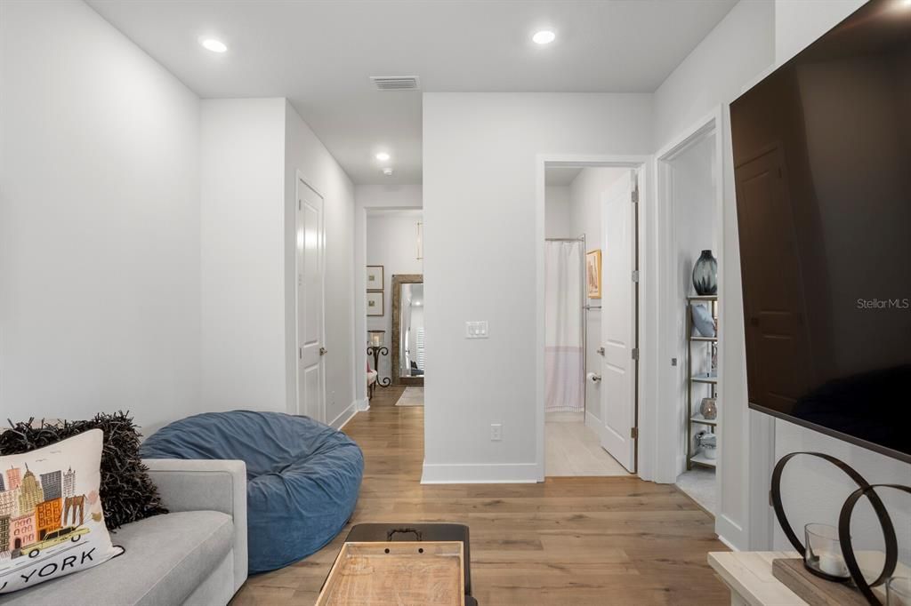 Active With Contract: $999,999 (4 beds, 3 baths, 3214 Square Feet)