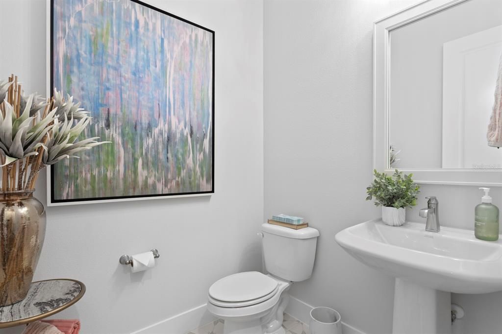 Active With Contract: $999,999 (4 beds, 3 baths, 3214 Square Feet)