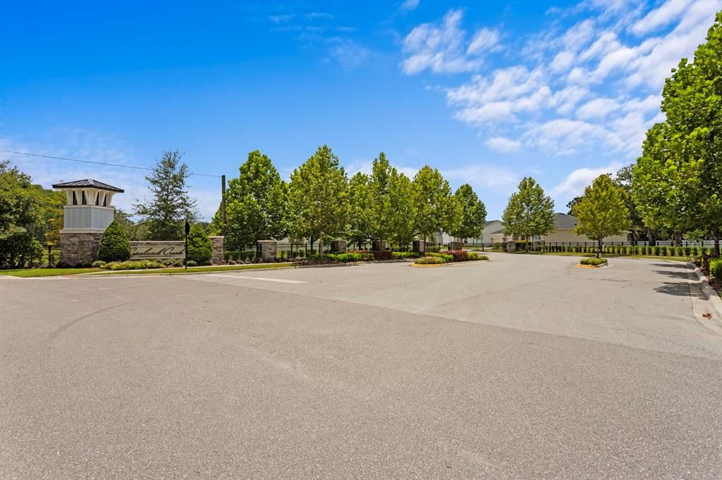 Active With Contract: $999,999 (4 beds, 3 baths, 3214 Square Feet)