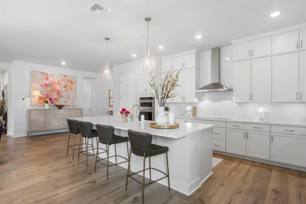 Active With Contract: $999,999 (4 beds, 3 baths, 3214 Square Feet)