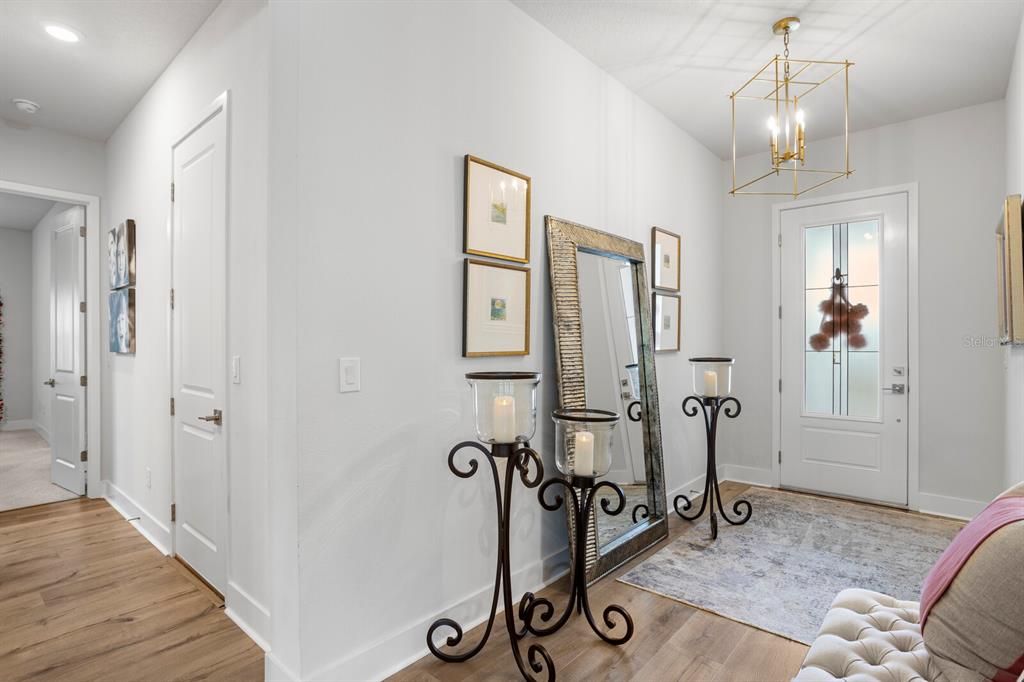 Active With Contract: $999,999 (4 beds, 3 baths, 3214 Square Feet)