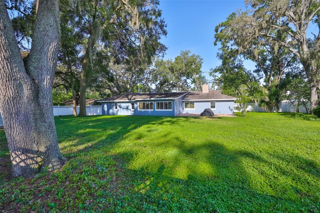 En Venta: $459,500 (3 camas, 2 baños, 2387 Pies cuadrados)