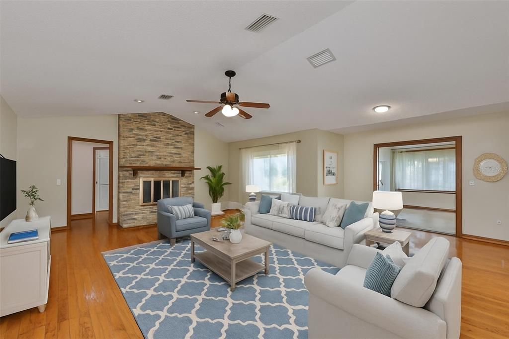 En Venta: $459,500 (3 camas, 2 baños, 2387 Pies cuadrados)