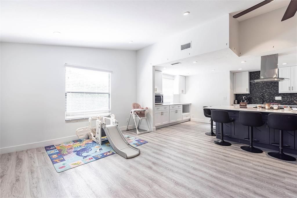 待售: $500,000 (3 贝兹, 2 浴室, 1550 平方英尺)