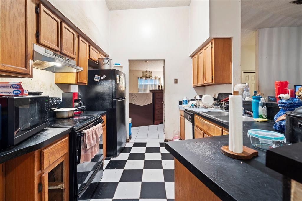 En Venta: $228,000 (3 camas, 2 baños, 1574 Pies cuadrados)