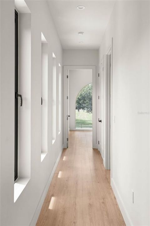 Под контрактом: $1,098,000 (4 спален, 4 ванн, 3185 Квадратных фут)