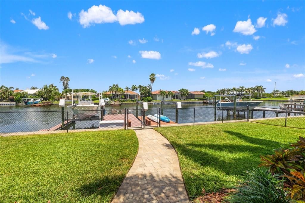 For Sale: $1,499,000 (4 beds, 3 baths, 2600 Square Feet)