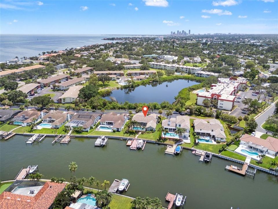 For Sale: $1,499,000 (4 beds, 3 baths, 2600 Square Feet)