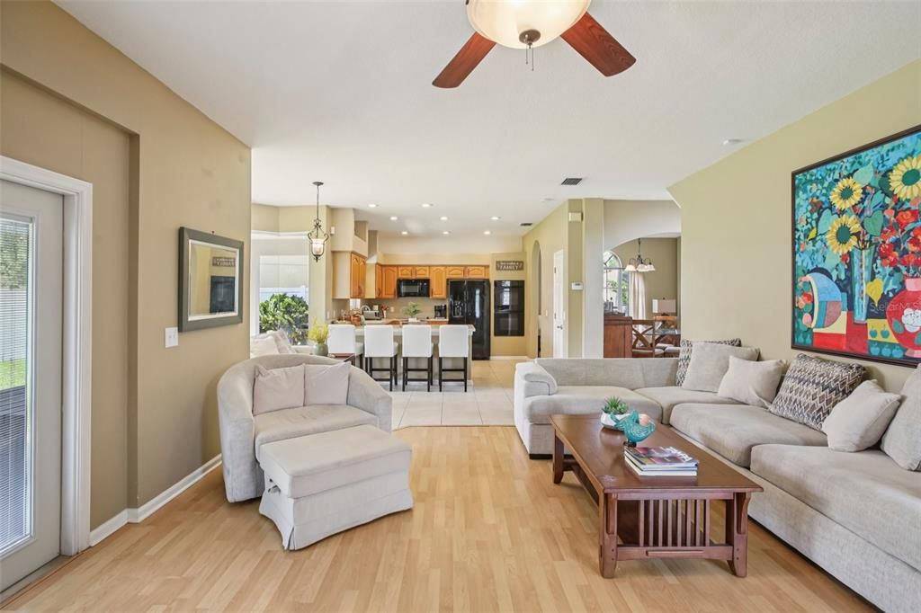 Active With Contract: $459,000 (4 beds, 3 baths, 2636 Square Feet)