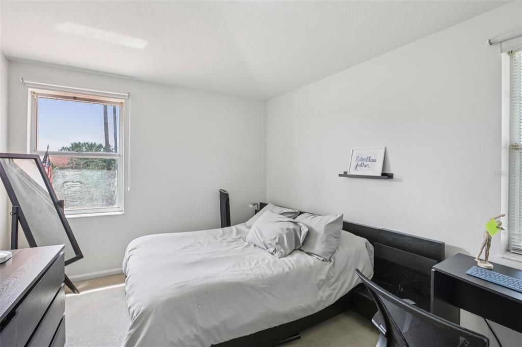 Active With Contract: $459,000 (4 beds, 3 baths, 2636 Square Feet)