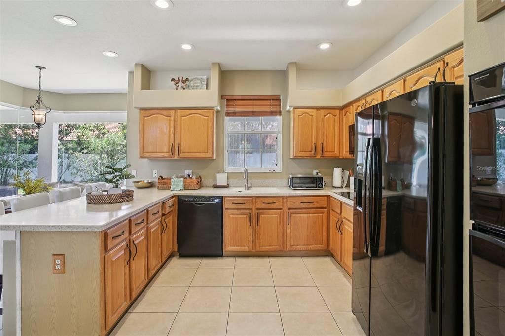 Active With Contract: $459,000 (4 beds, 3 baths, 2636 Square Feet)