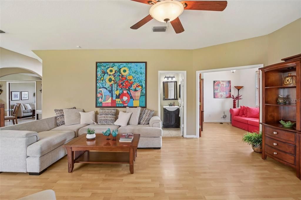 Active With Contract: $459,000 (4 beds, 3 baths, 2636 Square Feet)