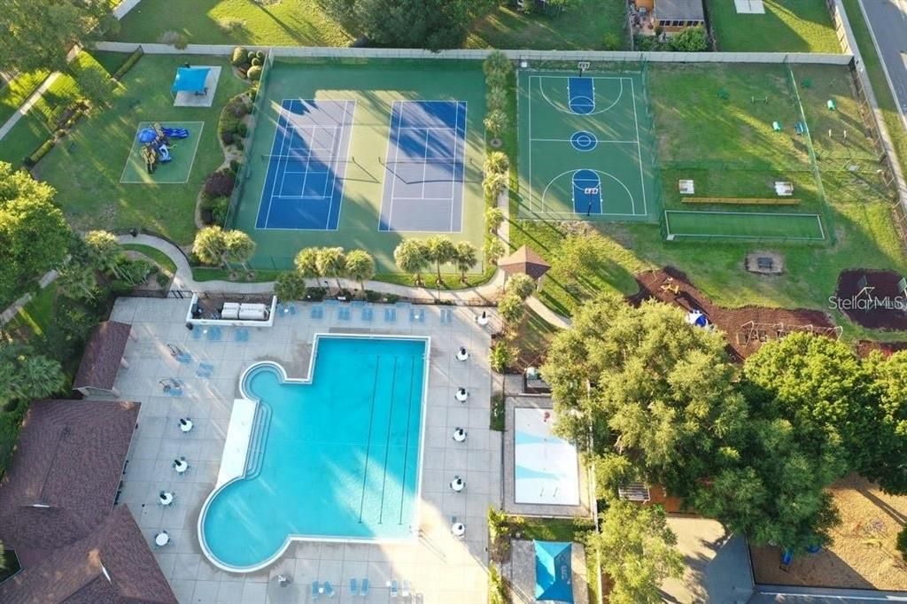 Active With Contract: $459,000 (4 beds, 3 baths, 2636 Square Feet)