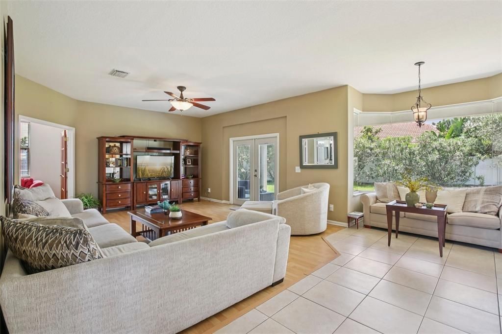 Active With Contract: $459,000 (4 beds, 3 baths, 2636 Square Feet)