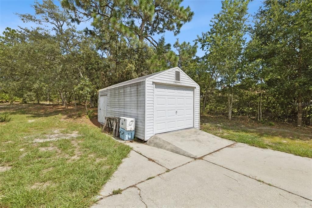 For Sale: $315,000 (3 beds, 2 baths, 1447 Square Feet)