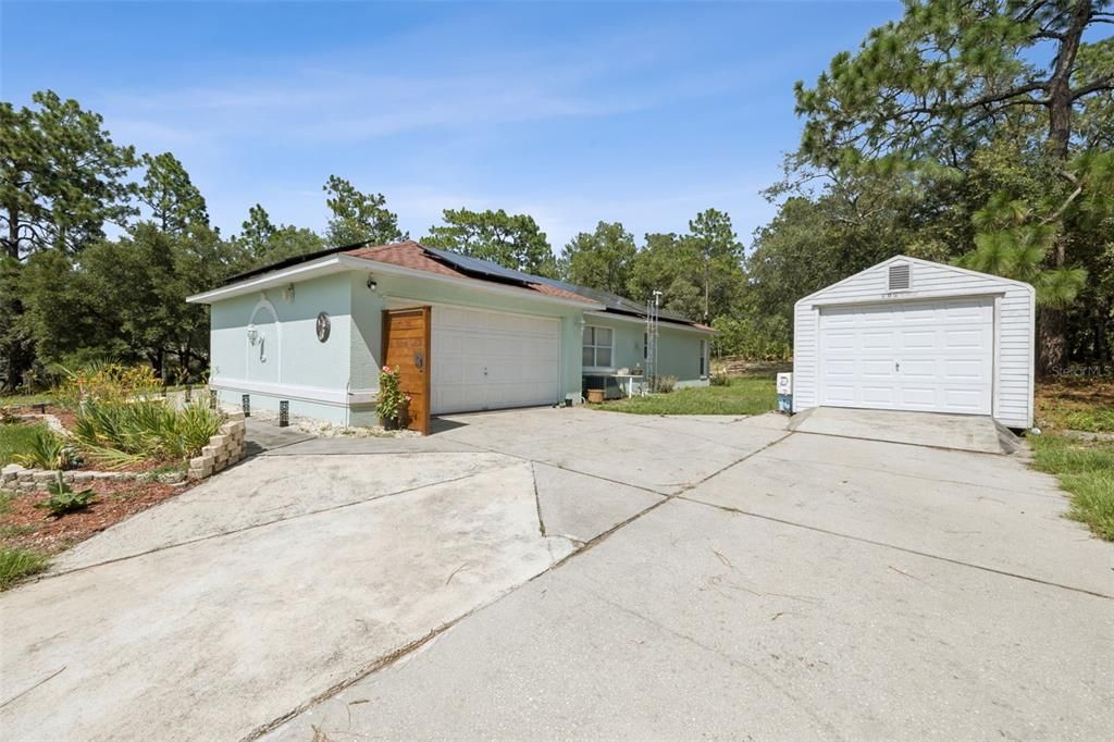 For Sale: $315,000 (3 beds, 2 baths, 1447 Square Feet)