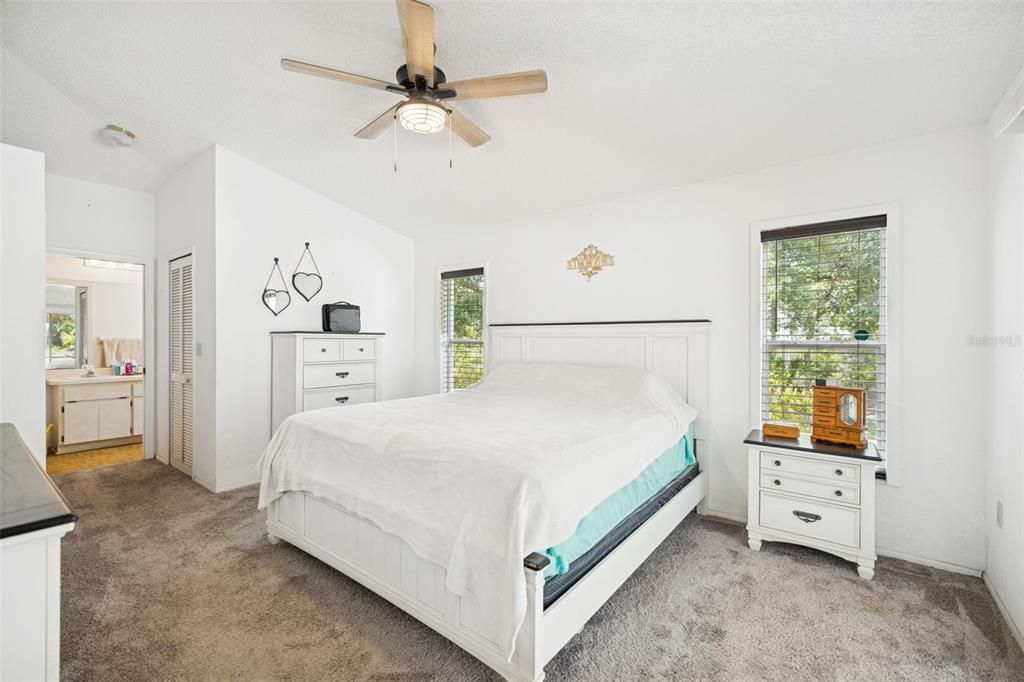 For Sale: $315,000 (3 beds, 2 baths, 1447 Square Feet)