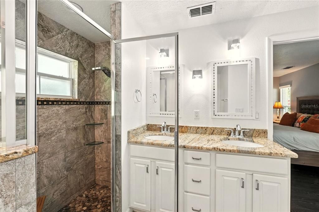 For Sale: $894,900 (3 beds, 3 baths, 2225 Square Feet)