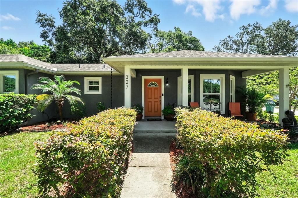 For Sale: $894,900 (3 beds, 3 baths, 2225 Square Feet)