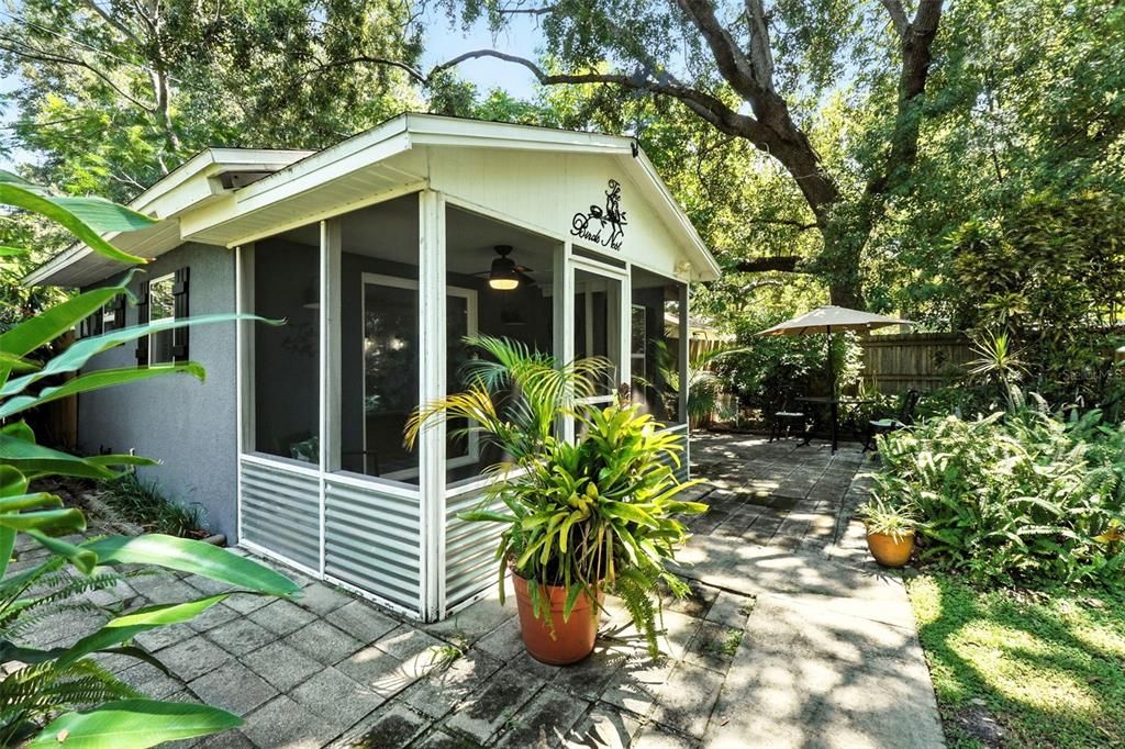 For Sale: $894,900 (3 beds, 3 baths, 2225 Square Feet)