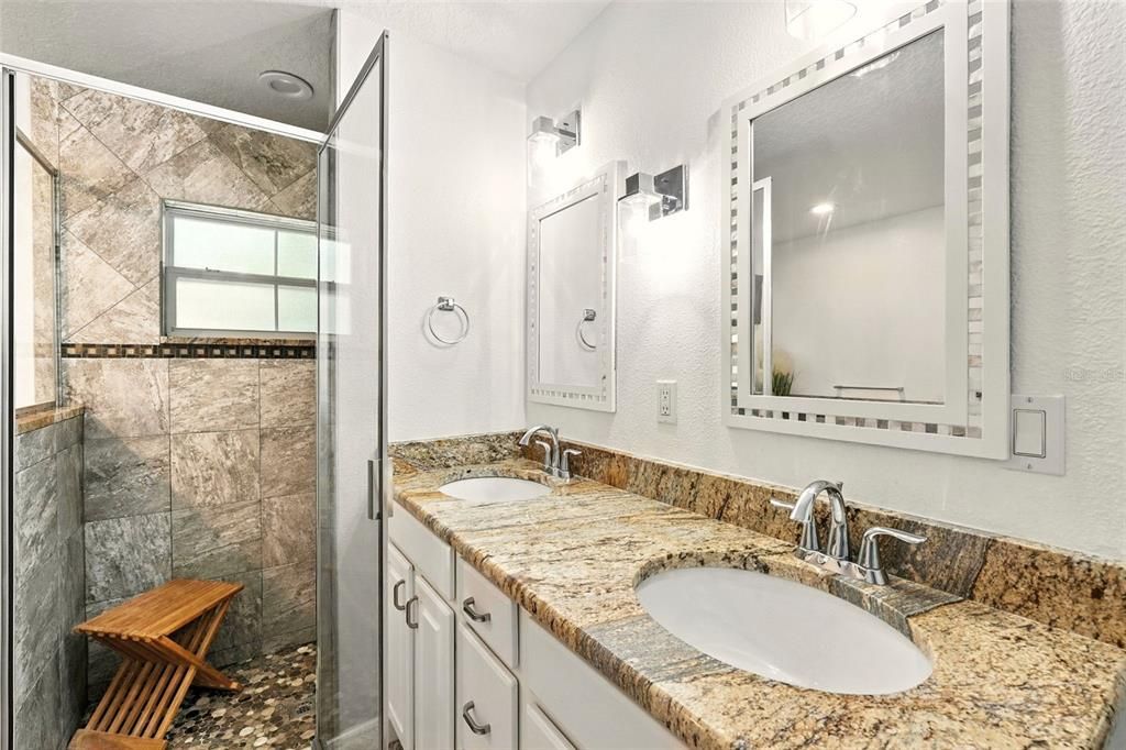 For Sale: $894,900 (3 beds, 3 baths, 2225 Square Feet)