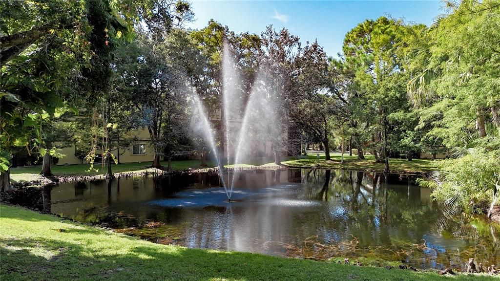 На продажу: $175,000 (2 спален, 2 ванн, 1072 Квадратных фут)