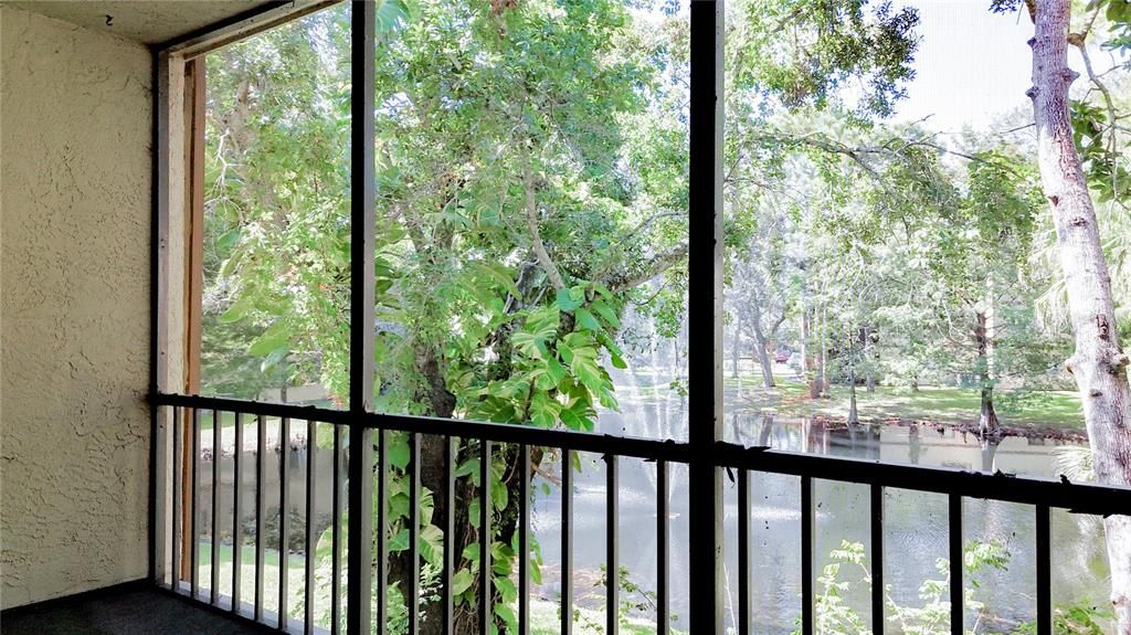 На продажу: $175,000 (2 спален, 2 ванн, 1072 Квадратных фут)