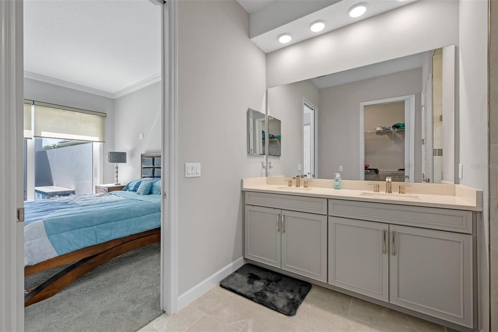 For Sale: $720,000 (3 beds, 3 baths, 2000 Square Feet)